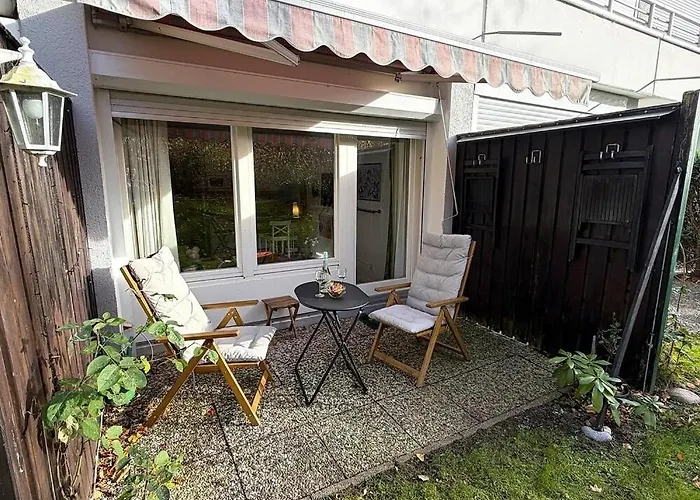 Ostseekoje Timmendorfer Strand , Parkplatz , 100 m zum Strand